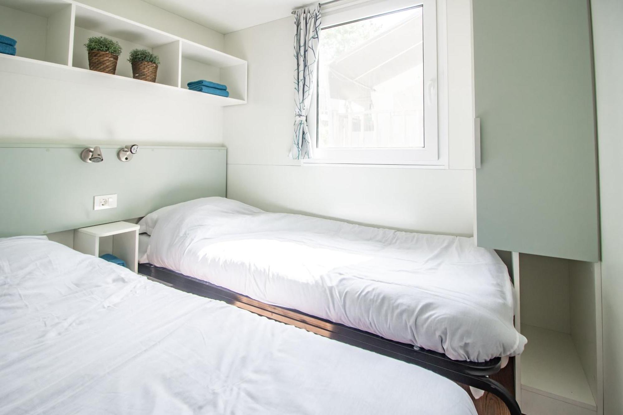 Easyatent Mobile Home Lanterna Quarto foto